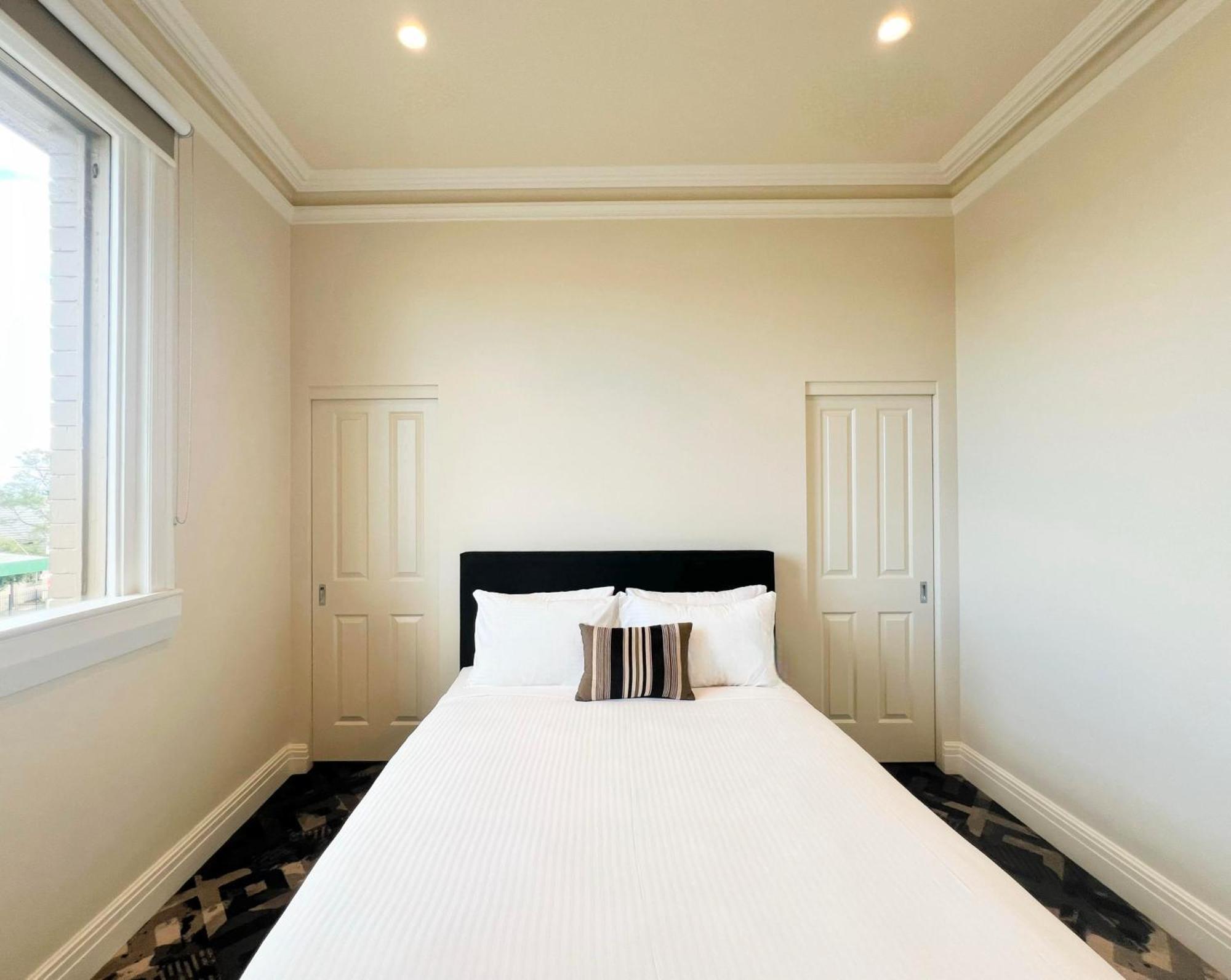 Queen Twin Room
